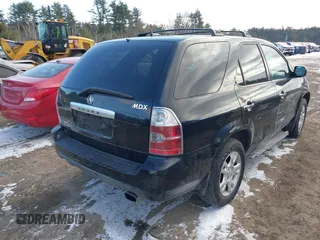 2005 Acura MDX Touring with VIN 2HNYD18925H526627, listed as a IAAI auction lot 41342488 with 237,769 mi miles. Bid and sale history available at carsss.com. Image 4.