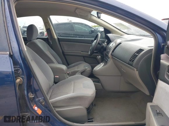 2008 Nissan Sentra S z VIN 3N1AB61E78L725060, wystawiony jako IAAI lot #42098789 z przebiegiem 195 341 mil mil oraz . Historia ofert i sprzedaży dostępna na DreamBid. Obrazek 5.