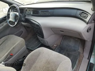 1998 Ford Windstar GL with VIN 2FMDA514XWBA37752, listed as a Copart auction lot 46063335 with 211,145 mi miles and Salvage Title. Bid and sale history available at carsss.com. Image 8.