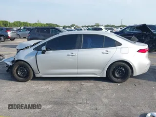 2020 Toyota Corolla LE with VIN 5YFEPRAE2LP099334, listed as a IAAI auction lot 41865895 with 185,215 mi miles. Bid and sale history available at carsss.com. Image 15.