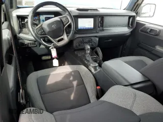 2023 Ford Bronco z VIN 1FMDE5BH7PLB11989, wystawiony jako Copart lot #58302125 z przebiegiem 25 526 mil mil oraz Szkoda całkowita • Salvage title. Historia ofert i sprzedaży dostępna na DreamBid. Obrazek 8.