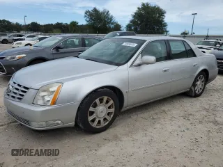 2009 Cadillac DTS 1SC z VIN 1G6KD57Y59U109004, wystawiony jako Copart lot #79524574 z przebiegiem 196 053 mil mil oraz Czysty tytuł • Clean title. Historia ofert i sprzedaży dostępna na DreamBid. Obrazek 1.
