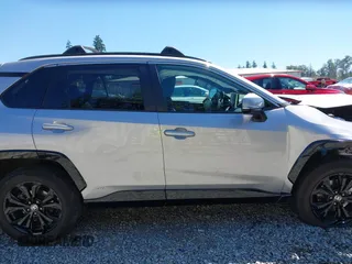 2022 Toyota RAV4 Hybrid SE with VIN 4T3T6RFV7NU100943, listed as a IAAI auction lot 42621376 with 22,543 mi miles and . Bid and sale history available at DreamBid. Image 14.