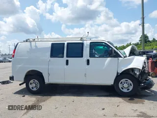 2016 Chevrolet Express Cargo с VIN 1GCWGAFF4G1120265, выставлен на аукционе IAAI как лот 42418318 с пробегом Не указан миль и . История ставок и продаж доступна на DreamBid. Изображение 13.