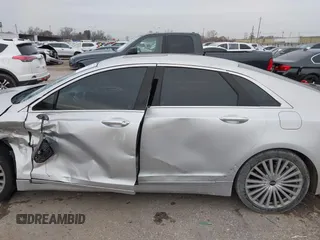 2017 Lincoln MKZ Select with VIN 3LN6L5CC9HR636797, listed as a IAAI auction lot 41453457 with 89,367 mi miles. Bid and sale history available at carsss.com. Image 13.