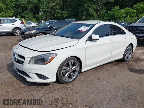 2014 Mercedes-Benz CLA 250 с VIN WDDSJ4EBXEN113882, выставлен на аукционе IAAI как лот 42426754 с пробегом 121 138 миль миль и . История ставок и продаж доступна на DreamBid. Изображение 2.