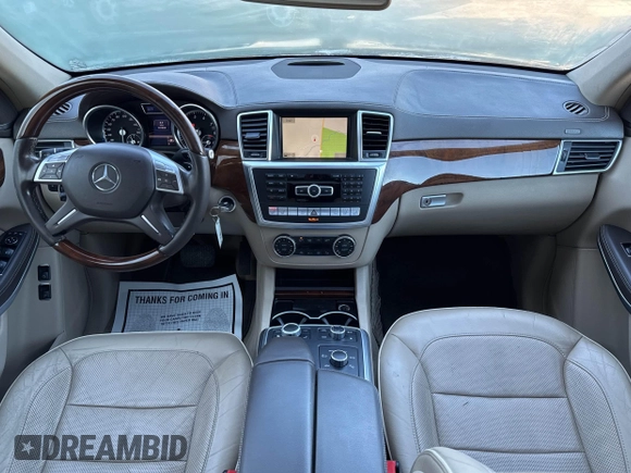 2013 Mercedes-Benz GL-Class GL 550 with VIN 4JGDF7DE8DA180001, listed as a IAAI auction lot 41525243 with 181,044 mi miles. Bid and sale history available at carsss.com. Image 6.