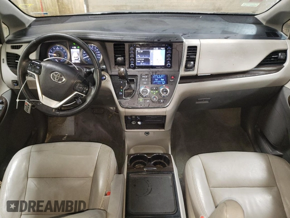 2018 Toyota Sienna XLE z VIN 5TDDZ3DC1JS197031, wystawiony jako Copart lot #44201715 z przebiegiem 180 475 mil mil oraz Szkoda całkowita • Salvage title. Historia ofert i sprzedaży dostępna na DreamBid. Obrazek 8.