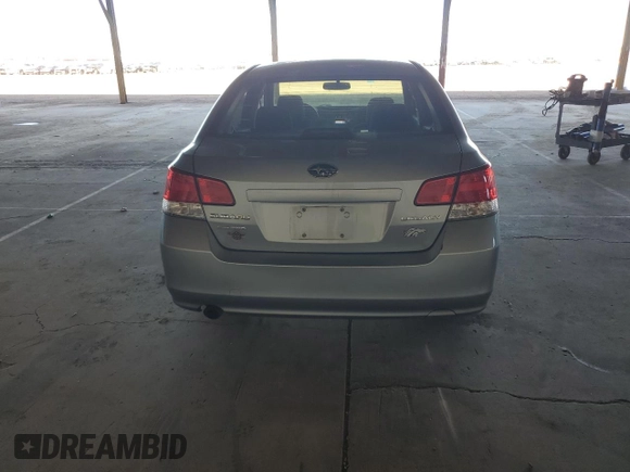2013 Subaru Legacy Premium z VIN 4S3BMCC60D3010269, wystawiony jako Copart lot #62195655 z przebiegiem 123 265 mil mil oraz Szkoda całkowita • Salvage title. Historia ofert i sprzedaży dostępna na DreamBid. Obrazek 6.