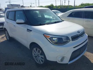 2018 Kia Soul + with VIN KNDJP3A57J7901872, listed as a IAAI auction lot 42088639 with 119,474 mi miles. Bid and sale history available at carsss.com. Image 1.