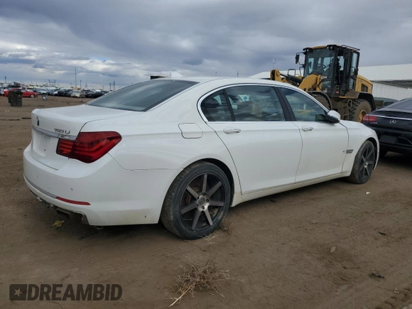 2013 BMW 7 Series 750Li xDrive z VIN WBAYF8C53DD140692, wystawiony jako Copart lot #79561764 z przebiegiem 163 552 mil mil oraz Nie do naprawy • Non repairable. Historia ofert i sprzedaży dostępna na DreamBid. Obrazek 3.