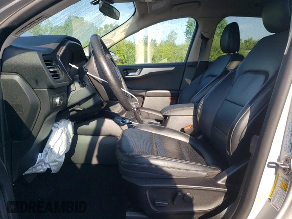 2020 Ford Escape SEL with VIN 1FMCU9H60LUB08237, listed as a Copart auction lot 61468715 with 62,386 mi miles and Salvage title. Bid and sale history available at DreamBid. Image 7.