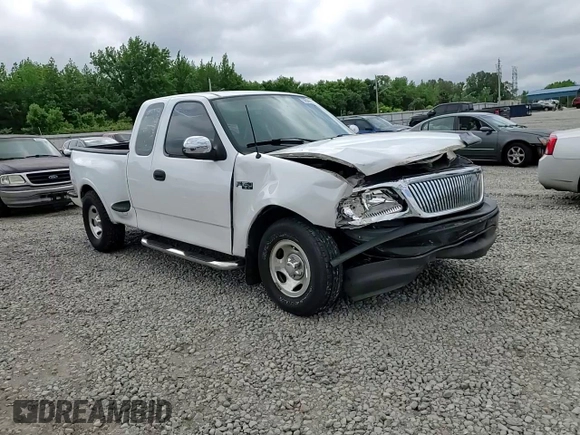 2003 Ford F-150 XL z VIN 1FTRX17283NA47526, wystawiony jako Copart lot #56548415 z przebiegiem 113 287 mil mil oraz Szkoda całkowita • Salvage title. Historia ofert i sprzedaży dostępna na DreamBid. Obrazek 13.