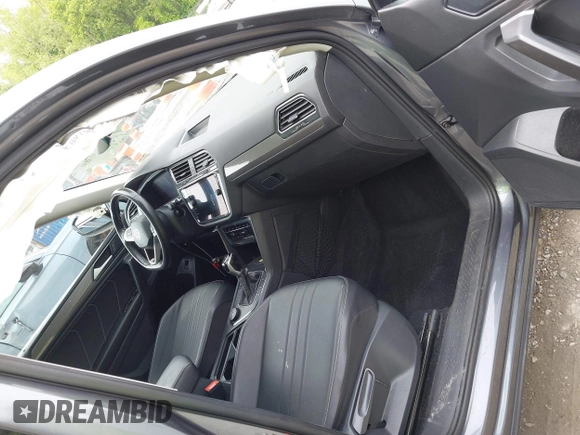 2022 Volkswagen Tiguan SE с VIN 3VV2B7AX7NM014782, выставлен на аукционе IAAI как лот 42277769 с пробегом 97 120 миль миль и . История ставок и продаж доступна на DreamBid. Изображение 5.