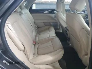2020 Lincoln MKZ Reserve z VIN 3LN6L5E96LR614668, wystawiony jako Copart lot #54226605 z przebiegiem 83 083 mil mil oraz Szkoda całkowita • Salvage title. Historia ofert i sprzedaży dostępna na DreamBid. Obrazek 10.