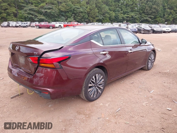 2024 Nissan Altima SV with VIN 1N4BL4DV8RN371216, listed as a IAAI auction lot 42826440 with 52,055 mi miles and . Bid and sale history available at DreamBid. Image 4.