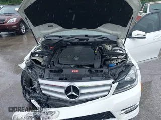 2013 Mercedes-Benz C 300 Sport с VIN WDDGF8AB7DR276047, выставлен на аукционе IAAI как лот 42511628 с пробегом 113 694 миль миль и . История ставок и продаж доступна на DreamBid. Изображение 10.