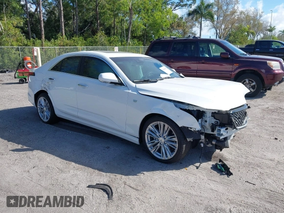 2025 Cadillac CT4 Premium Luxury z VIN 1G6DB5RK3S0110690, wystawiony jako IAAI lot #41540815 z przebiegiem 1 749 mil mil oraz . Historia ofert i sprzedaży dostępna na DreamBid. Obrazek 1.