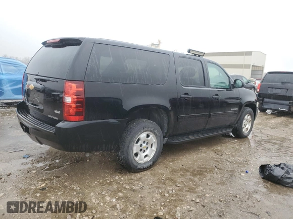 2010 Chevrolet Suburban LS with VIN 1GNUKHE37AR202562, listed as a Copart auction lot 47795755 with 445,593 mi miles and Clean title. Bid and sale history available at DreamBid. Image 3.