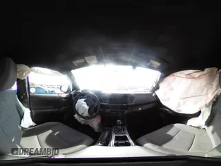 2017 Toyota Tacoma SR5 с VIN 3TMCZ5AN1HM120411, выставлен на аукционе IAAI как лот 41457008 с пробегом 75 062 миль миль и . История ставок и продаж доступна на DreamBid. Изображение 17.