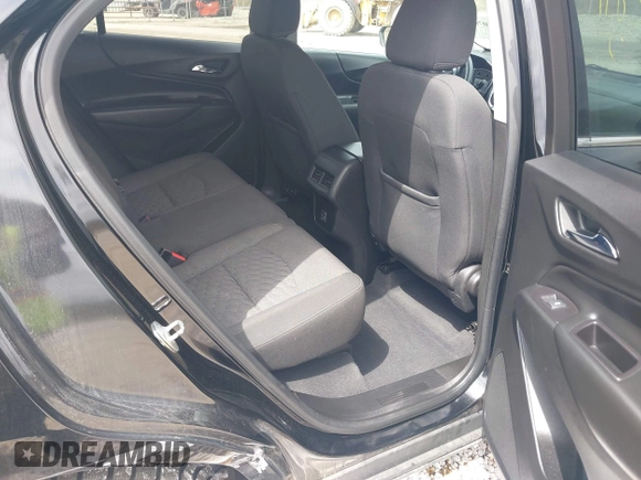 2019 Chevrolet Equinox LT with VIN 2GNAXUEV0K6286221, listed as a IAAI auction lot 41850709 with 124,363 mi miles and . Bid and sale history available at carsss.com. Image 8.