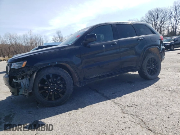 2020 Jeep Grand Cherokee Altitude with VIN 1C4RJFAG9LC197871, listed as a Copart auction lot 49780925 with 82,006 mi miles and Salvage Title. Bid and sale history available at carsss.com. Image 1.