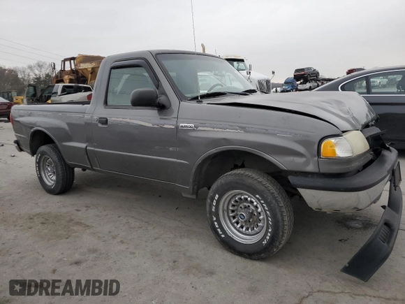 1998 Mazda B-Series Truck SX z VIN 4F4YR12C9WTM39637, wystawiony jako Copart lot #82752154 z przebiegiem 207 959 mil mil oraz Szkoda całkowita • Salvage title. Historia ofert i sprzedaży dostępna na DreamBid. Obrazek 4.