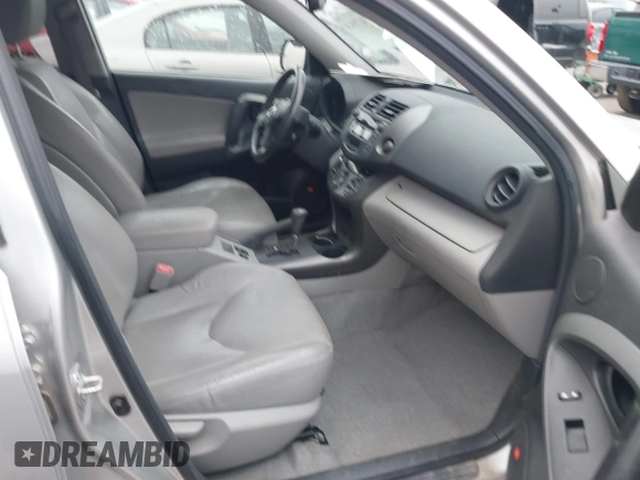 2011 Toyota RAV4 Ltd with VIN 2T3DF4DV7BW086967, listed as a IAAI auction lot 41795638 with 215,760 mi miles. Bid and sale history available at carsss.com. Image 5.
