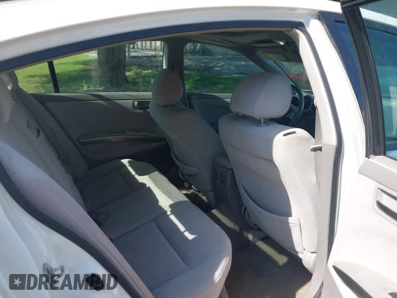 2004 Nissan Maxima SL with VIN 1N4BA41E24C882953, listed as a IAAI auction lot 42128172 with 190,413 mi miles and . Bid and sale history available at DreamBid. Image 8.