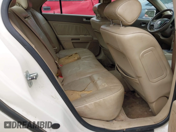 2005 Cadillac STS z VIN 1G6DW677250198015, wystawiony jako IAAI lot #41543304 z przebiegiem 160 000 mil mil oraz . Historia ofert i sprzedaży dostępna na DreamBid. Obrazek 8.