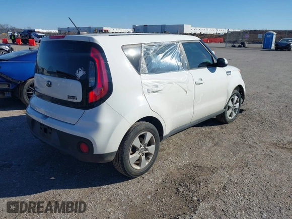 2018 Kia Soul with VIN KNDJN2A28J7554638, listed as a IAAI auction lot 41475192 with 48,869 mi miles. Bid and sale history available at carsss.com. Image 4.
