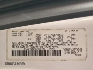 1999 Toyota Tacoma PreRunner with VIN 4TASM92NXXZ476400, listed as a Copart auction lot 81001204 with 280,797 mi miles and Salvage title. Bid and sale history available at DreamBid. Image 12.