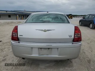 2006 Chrysler 300 C with VIN 2C3KK63H86H345499, listed as a Copart auction lot 87610725 with 171,589 mi miles and Salvage Title. Bid and sale history available at carsss.com. Image 6.
