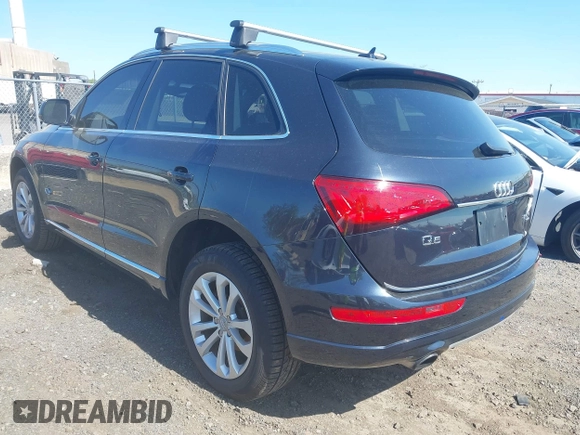 2014 Audi Q5 Premium Plus z VIN WA1LFBFP4EA006181, wystawiony jako IAAI lot #42140321 z przebiegiem 104 870 mil mil oraz . Historia ofert i sprzedaży dostępna na DreamBid. Obrazek 3.