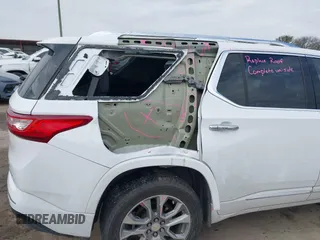2019 Chevrolet Traverse Premier with VIN 1GNERKKW3KJ165652, listed as a IAAI auction lot 41547941 with 84,713 mi miles. Bid and sale history available at carsss.com. Image 6.