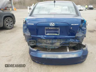 2009 Hyundai Accent Auto GLS with VIN KMHCN46C29U298298, listed as a IAAI auction lot 41568338 with 97,130 mi miles. Bid and sale history available at carsss.com. Image 6.