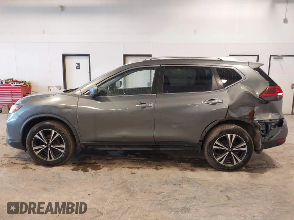 2019 Nissan Rogue SV with VIN JN8AT2MV0KW385450, listed as a IAAI auction lot 41724976 with 75,345 mi miles. Bid and sale history available at carsss.com. Image 14.