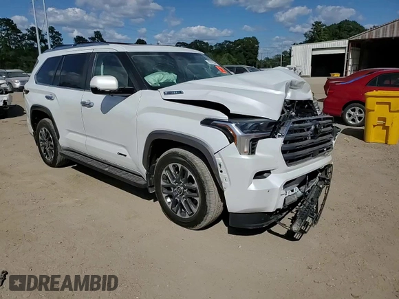 2024 Toyota Sequoia SR5 with VIN 7SVAAABA4RX041139, listed as a Copart auction lot 73237084 with 4,742 mi miles and Salvage Title. Bid and sale history available at carsss.com. Image 12.
