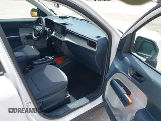 2024 Ford Maverick XLT with VIN 3FTTW8H95RRB40930, listed as a IAAI auction lot 42751253 with 6,596 mi miles and . Bid and sale history available at DreamBid. Image 5.