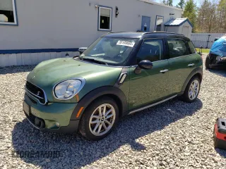 2015 MINI Countryman S with VIN WMWZC5C55FWT37902, listed as a Copart auction lot 55105685 with 119,998 mi miles and Salvage title. Bid and sale history available at DreamBid. Image 1.