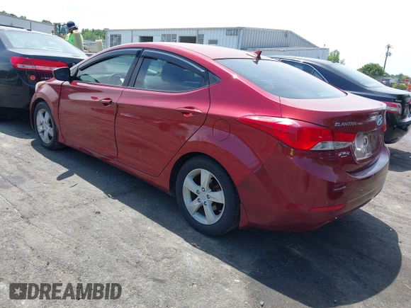 2013 Hyundai Elantra GLS с VIN 5NPDH4AE4DH301827, выставлен на аукционе IAAI как лот 42213454 с пробегом 155 537 миль миль и . История ставок и продаж доступна на DreamBid. Изображение 3.