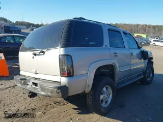 2005 Chevrolet Tahoe LT with VIN 1GNEC13T15R218984, listed as a IAAI auction lot 41017590 with 248,781 mi miles. Bid and sale history available at carsss.com. Image 4.