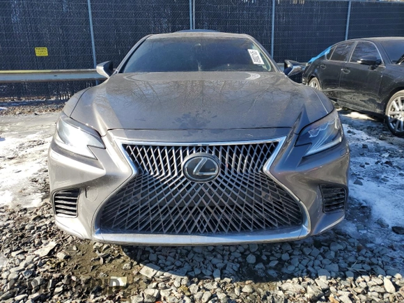 2018 Lexus LS 500 with VIN JTHC51FF5J5003978, listed as a Copart auction lot 89002105 with 119,472 mi miles and Salvage title. Bid and sale history available at DreamBid. Image 5.