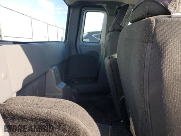 2010 Ford Ranger XLT with VIN 1FTLR4FE4APA21116, listed as a Copart auction lot 47276635 with 117,593 mi miles and Clean Title. Bid and sale history available at carsss.com. Image 10.