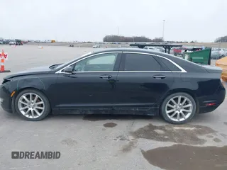 2016 Lincoln MKZ with VIN 3LN6L2J9XGR606387, listed as a IAAI auction lot 41943092 with 183,194 mi miles and . Bid and sale history available at DreamBid. Image 14.