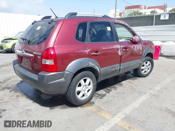 2005 Hyundai Tucson GLS with VIN KM8JN12D15U060361, listed as a IAAI auction lot 41915093 with Not Provided miles. Bid and sale history available at carsss.com. Image 4.