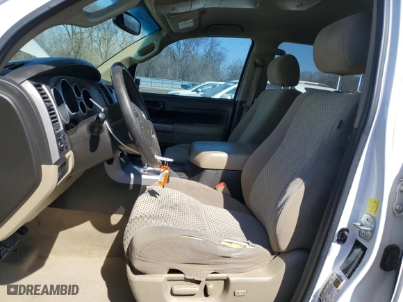 2011 Toyota Tundra 4WD Truck with VIN 5TFDW5F15BX173696, listed as a Copart auction lot 49894635 with 530,821 mi miles and Clean Title. Bid and sale history available at carsss.com. Image 7.