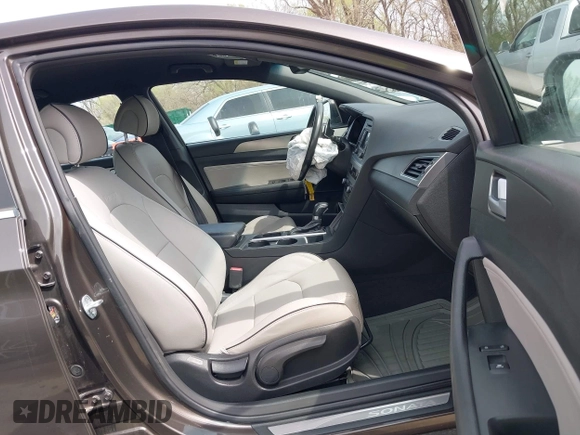 2015 Hyundai Sonata Sport with VIN 5NPE34AB7FH127912, listed as a IAAI auction lot 41918678 with 38,104 mi miles and . Bid and sale history available at carsss.com. Image 5.