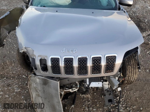 2020 Jeep Cherokee Altitude with VIN 1C4PJMLX8LD631264, listed as a Copart auction lot 78477994 with 0 mi miles and Non Repairable. Bid and sale history available at carsss.com. Image 13.