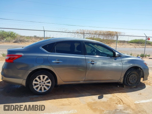 2017 Nissan Sentra SR z VIN 3N1AB7APXHY332390, wystawiony jako IAAI lot #42049476 z przebiegiem 87 483 mil mil oraz . Historia ofert i sprzedaży dostępna na DreamBid. Obrazek 13.